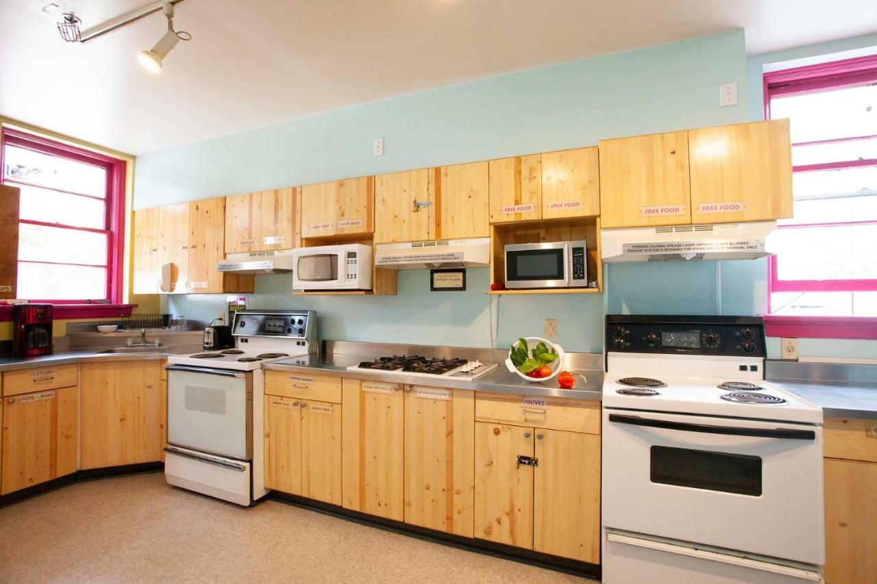 Ocean Island Inn | Backpackers | Suites Victoria Dış mekan fotoğraf