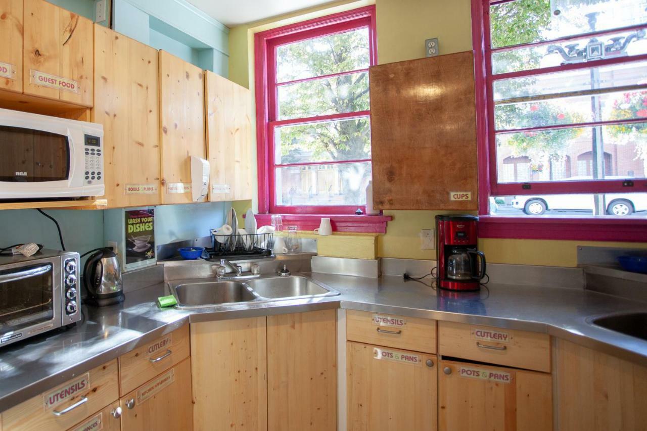 Ocean Island Inn | Backpackers | Suites Victoria Dış mekan fotoğraf